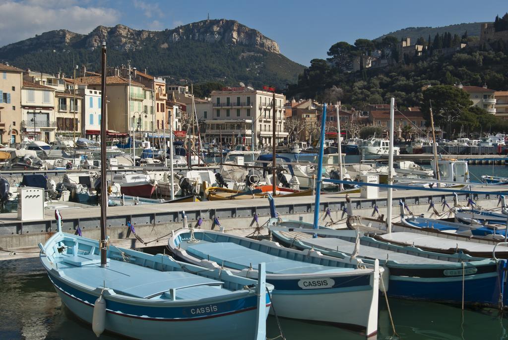 Апартаменты Les Barques, Vue Splendide Sur Le Port De Каси Номер фото